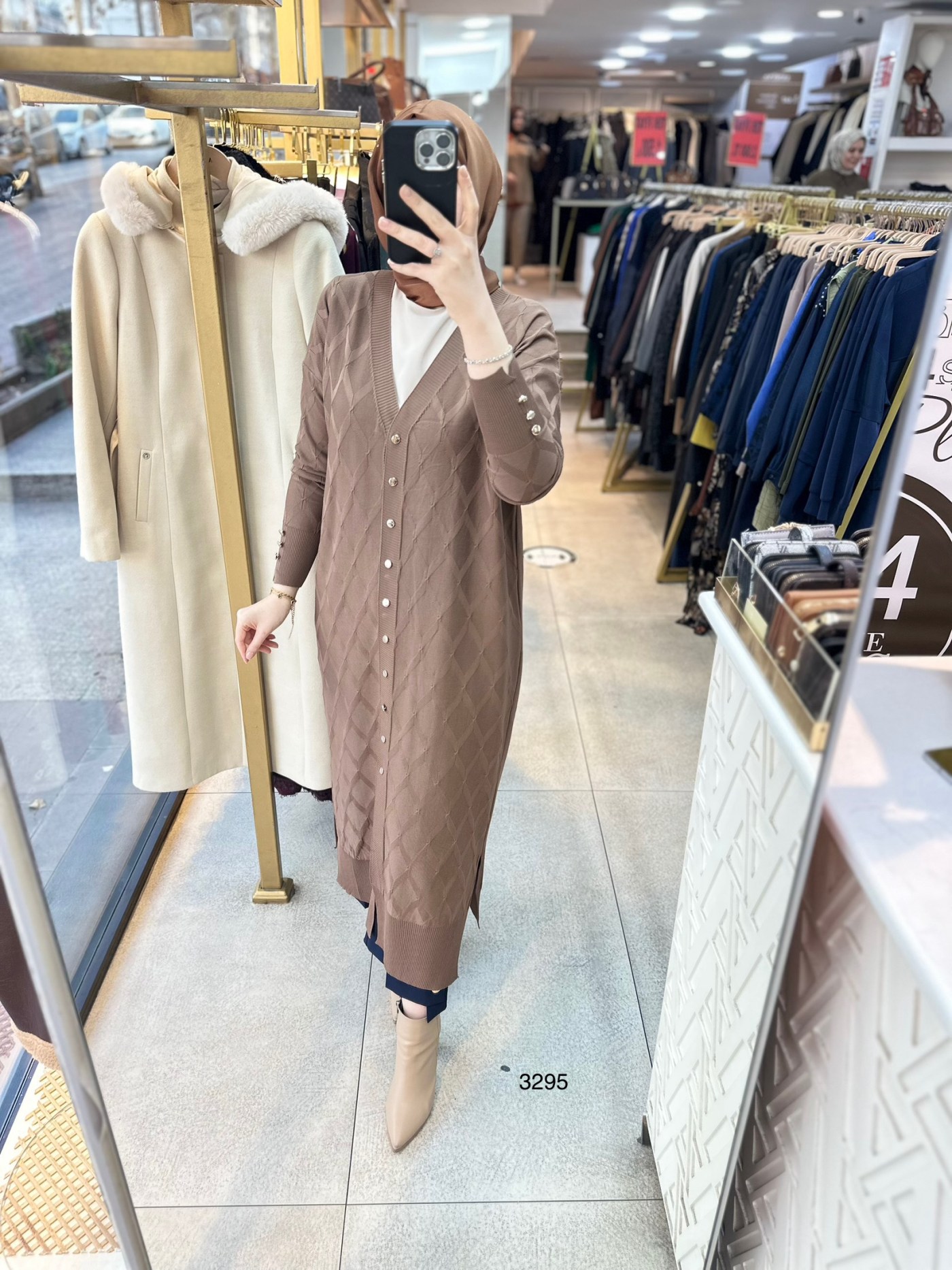 3295 Baklava Desenli Uzun Hırka