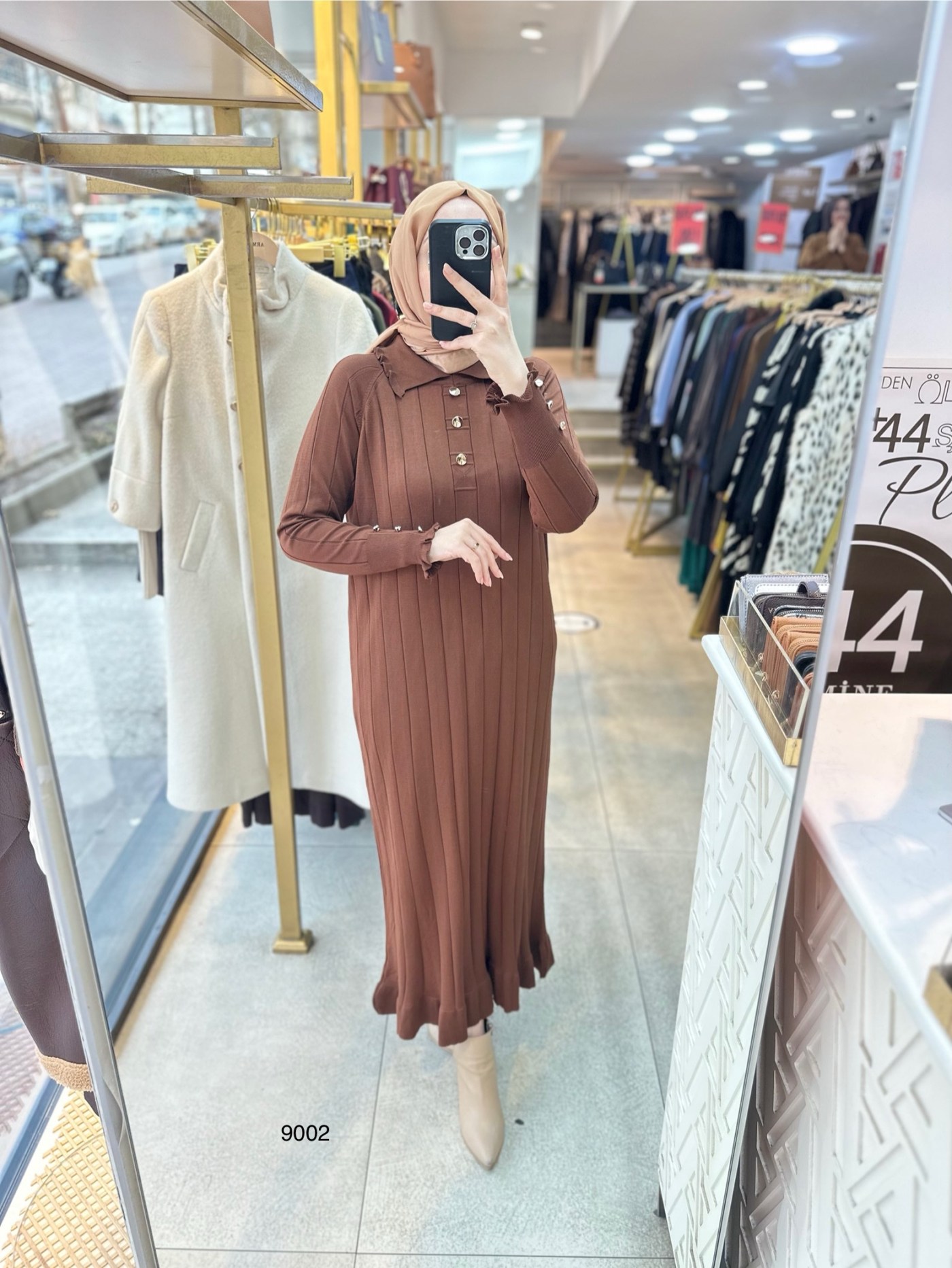 9002 Düğme Yakalı Düğme Detaylı Merserize Elbise