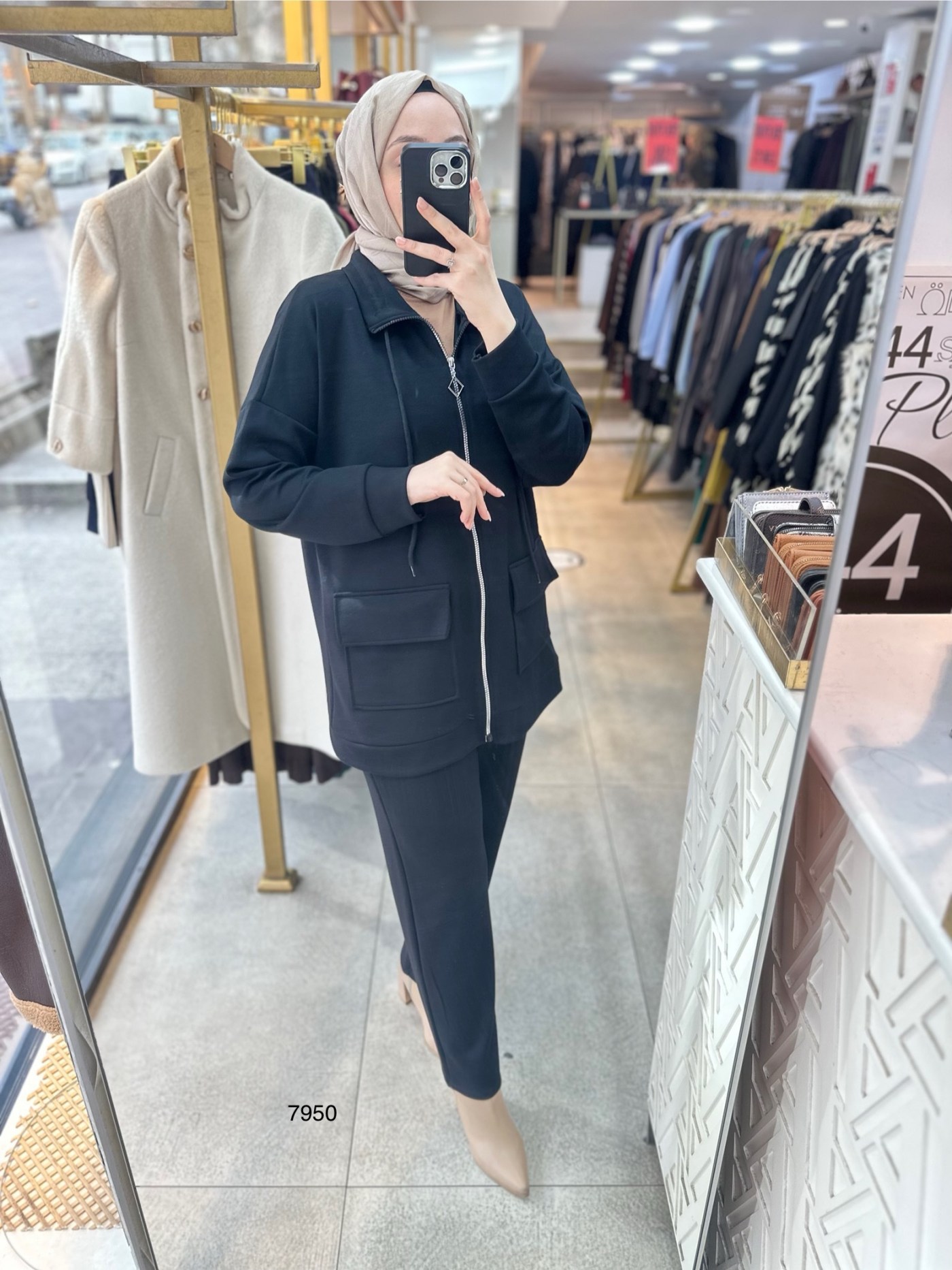 7950 Cepli Fermuarlı Takım