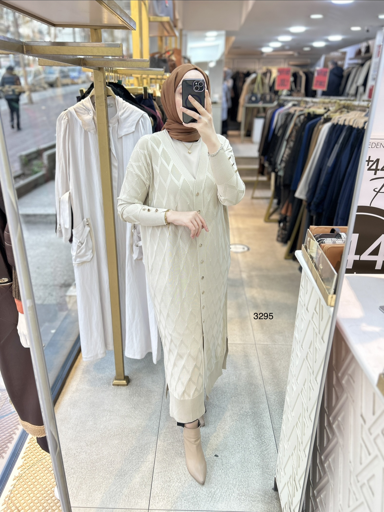 3295 Baklava Desenli Uzun Hırka - Görsel 2