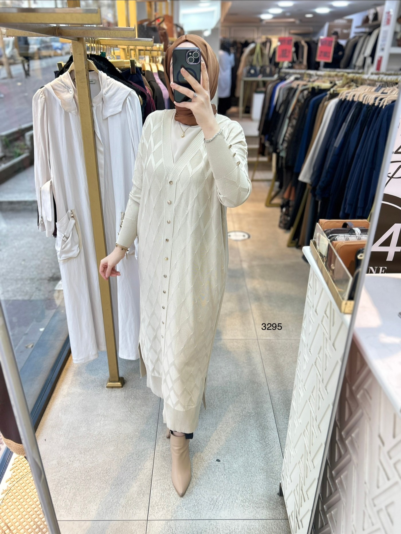 3295 Baklava Desenli Uzun Hırka