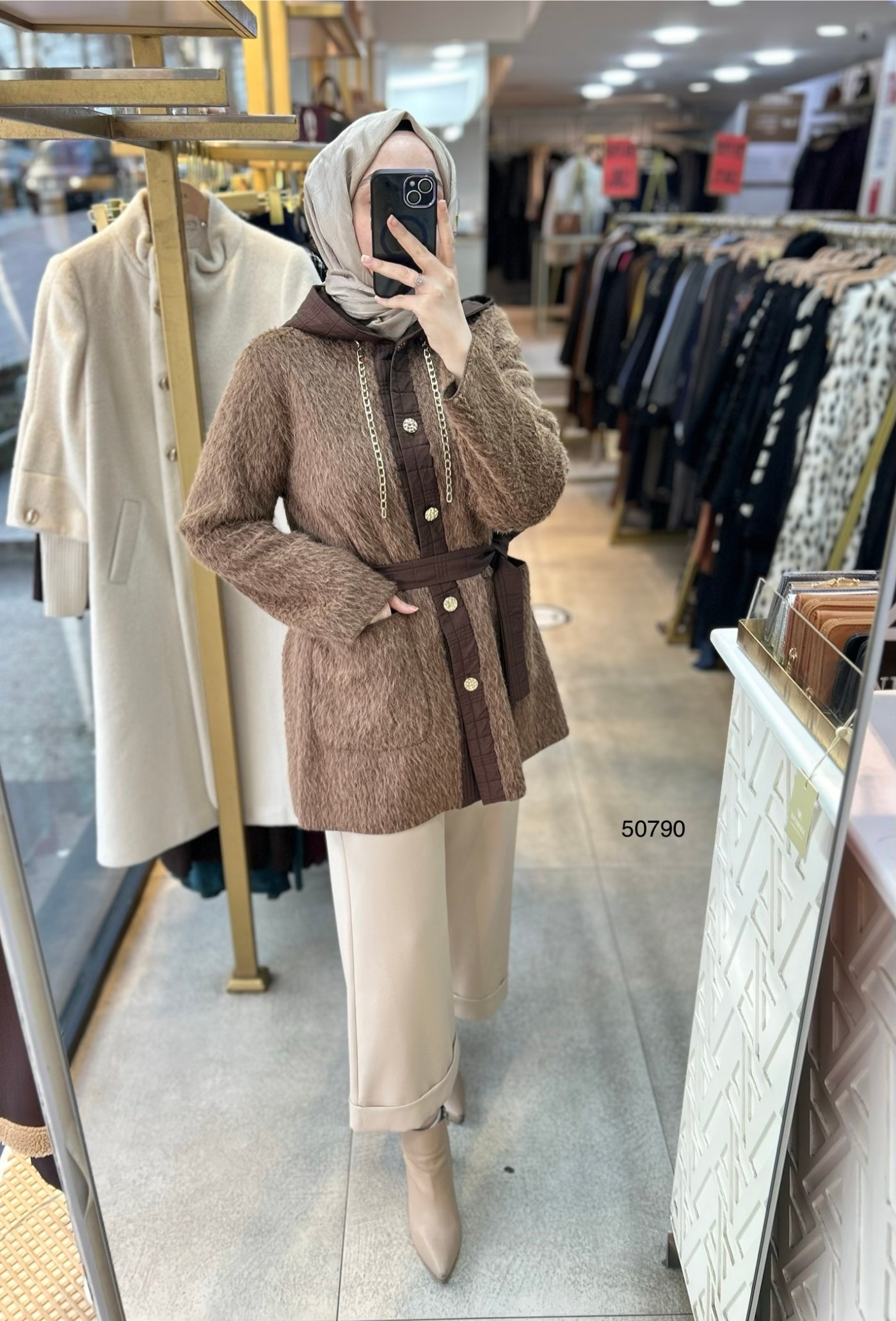 50790 Angora Kumaş Kemerli Kap