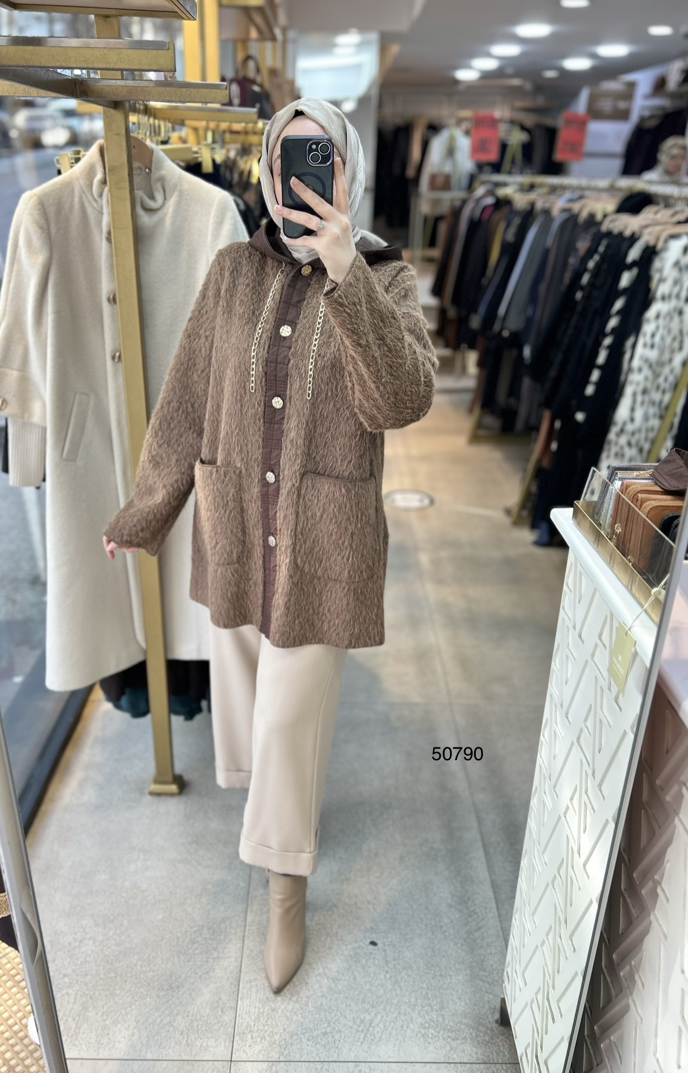 50790 Angora Kumaş Kemerli Kap