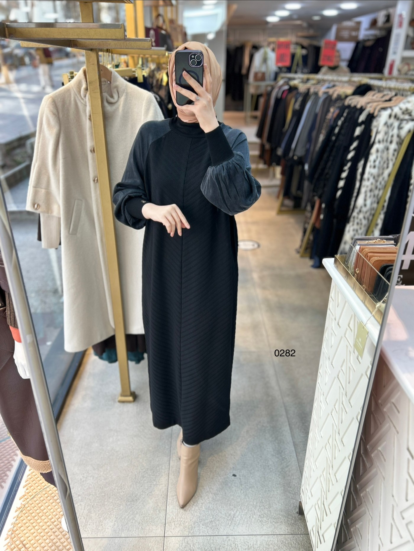 0282 Ribana Deytaylı Kolları Kupra Kumaş Merserize Elbise