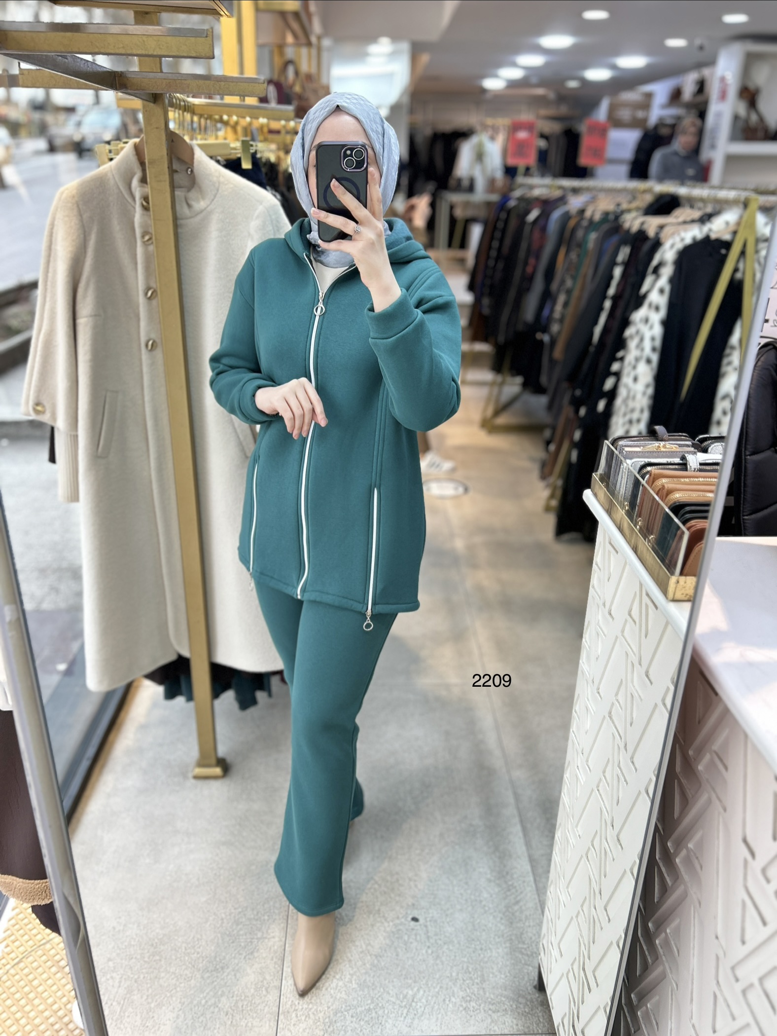 2209 Fermuar Detaylı Kışlık Kapüşonlu Takım - Görsel 13