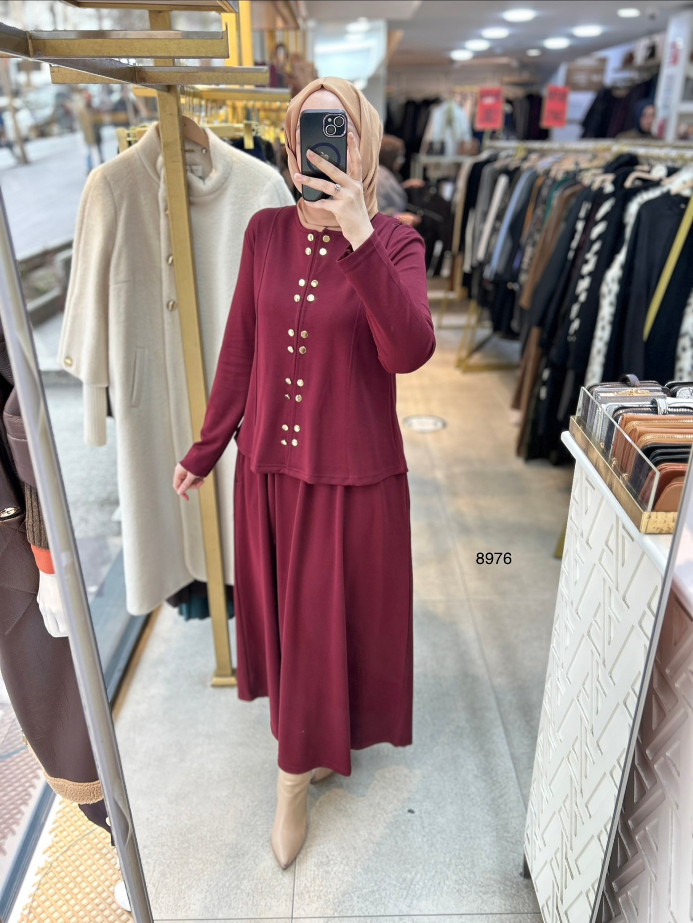 8976 Düğme Detaylı Etekli Takım