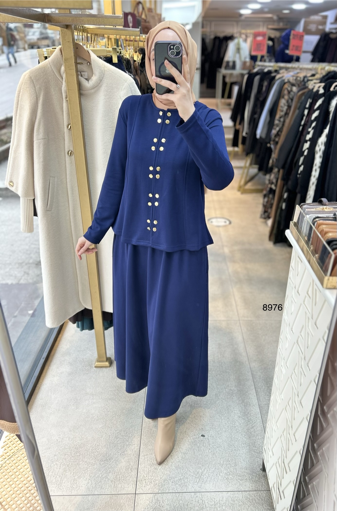 8976 Düğme Detaylı Etekli Takım