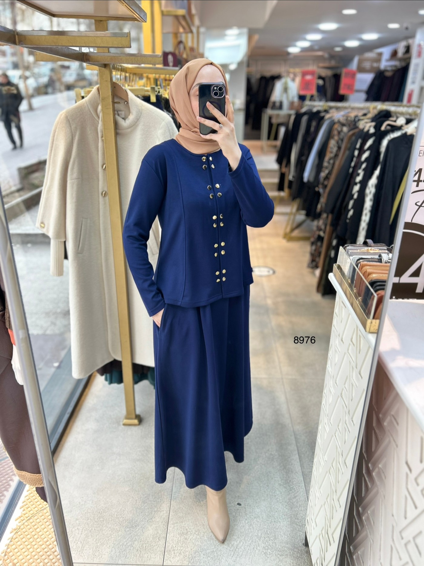 8976 Düğme Detaylı Etekli Takım