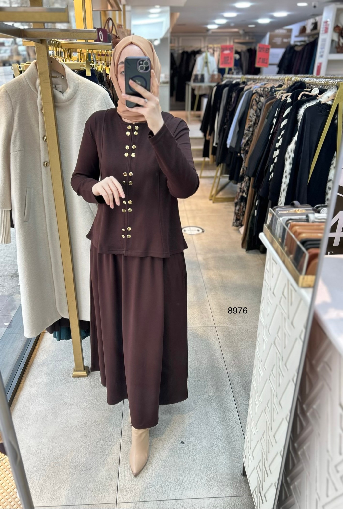 8976 Düğme Detaylı Etekli Takım