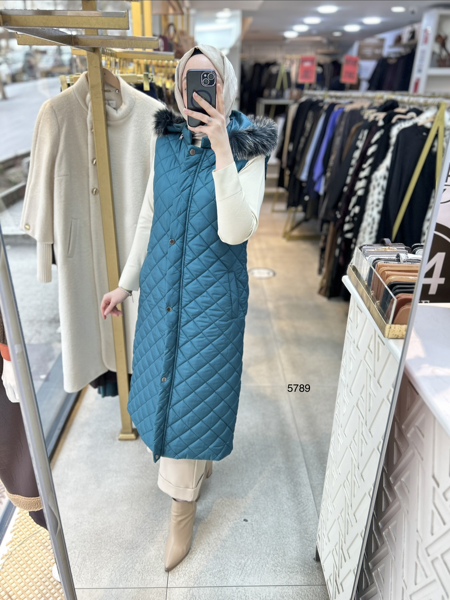 5789 Kapitone Yelek - Görsel 3