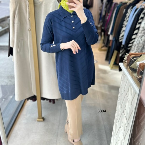 3304 V Desenli Düğme Detaylı Merserize Tunik - Görsel 3