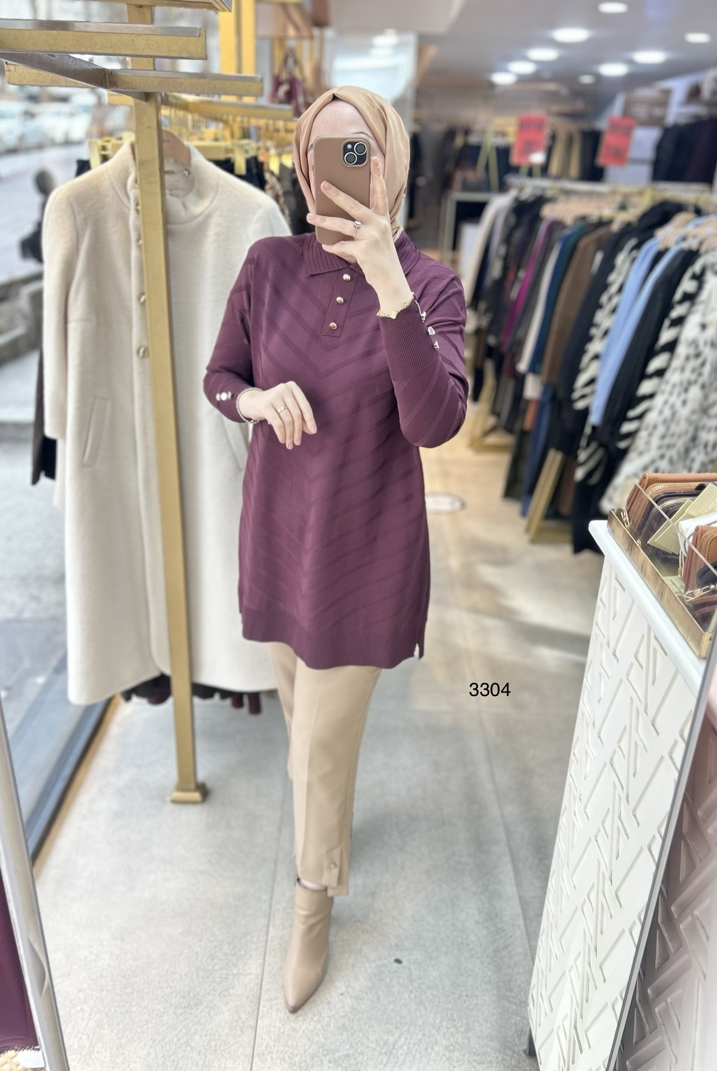 3304 V Desenli Düğme Detaylı Merserize Tunik - Görsel 1