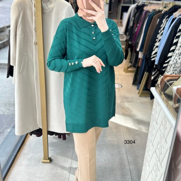 3304 V Desenli Düğme Detaylı Merserize Tunik - Görsel 5