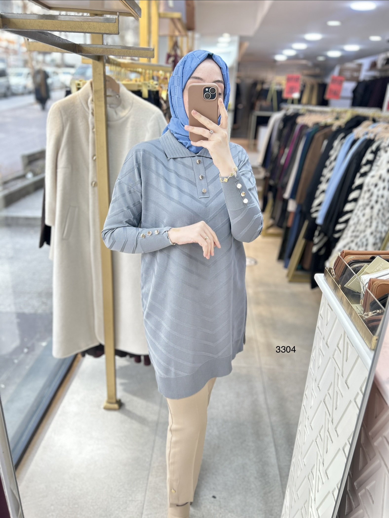 3304 V Desenli Düğme Detaylı Merserize Tunik - Görsel 17