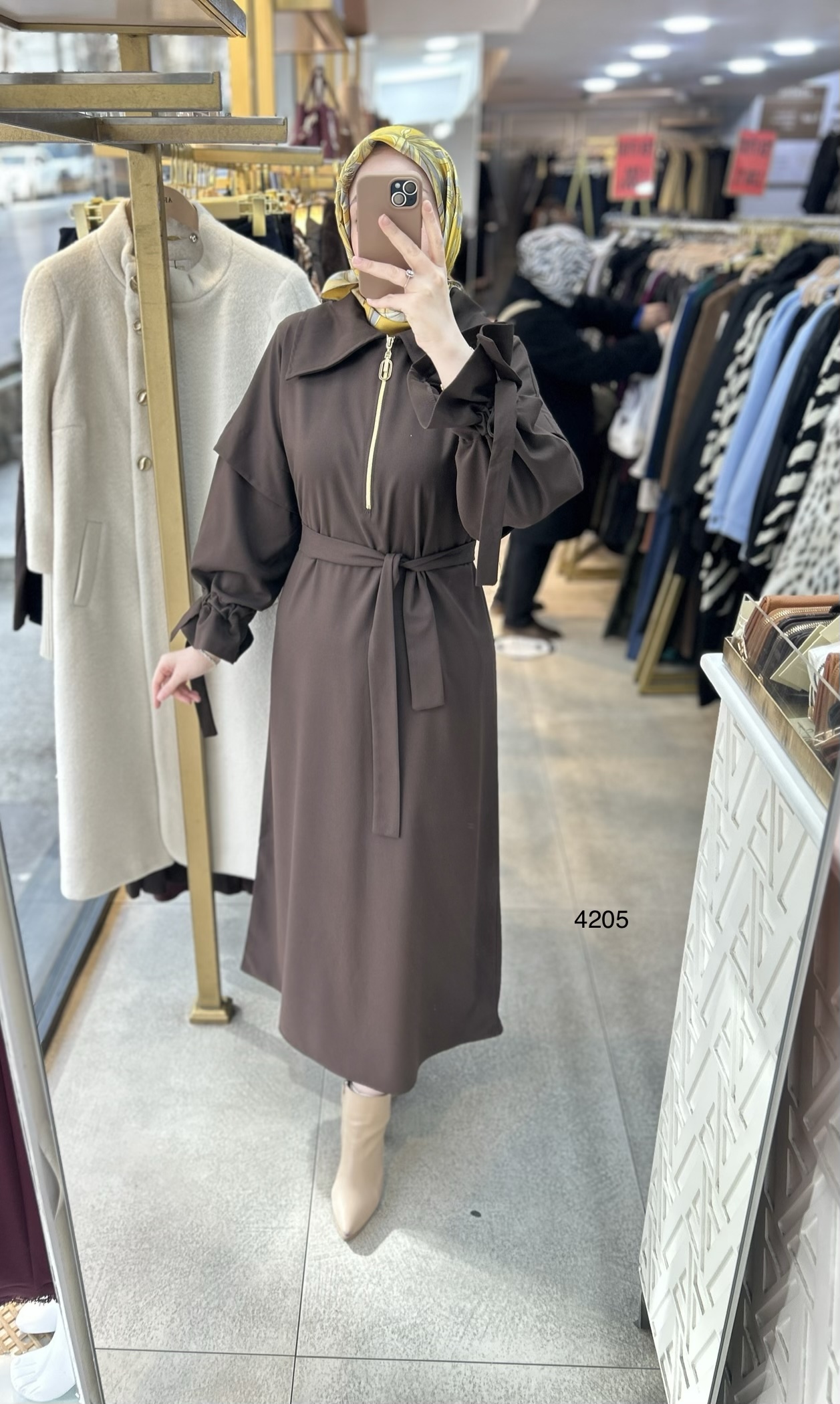 4205 Gömlek Yaka Kemerli Elbise