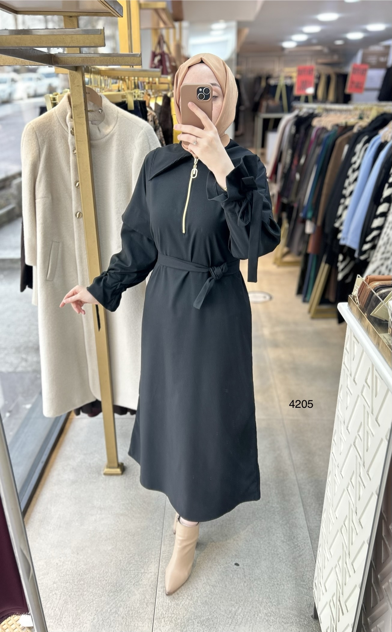 4205 Gömlek Yaka Kemerli Elbise