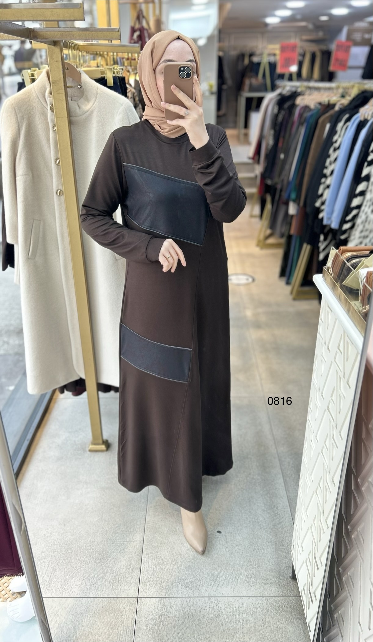 0816 Deri Detay Görünümlü Elbise