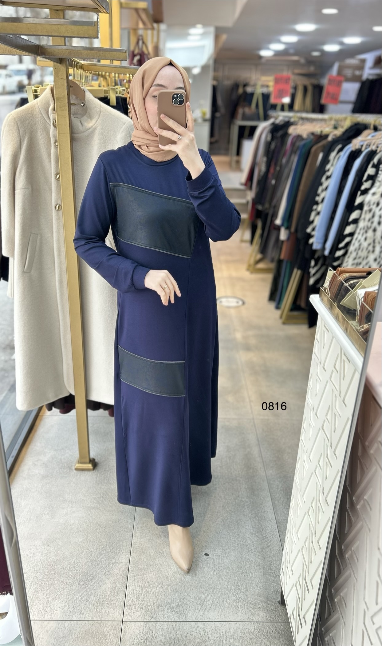 0816 Deri Detay Görünümlü Elbise