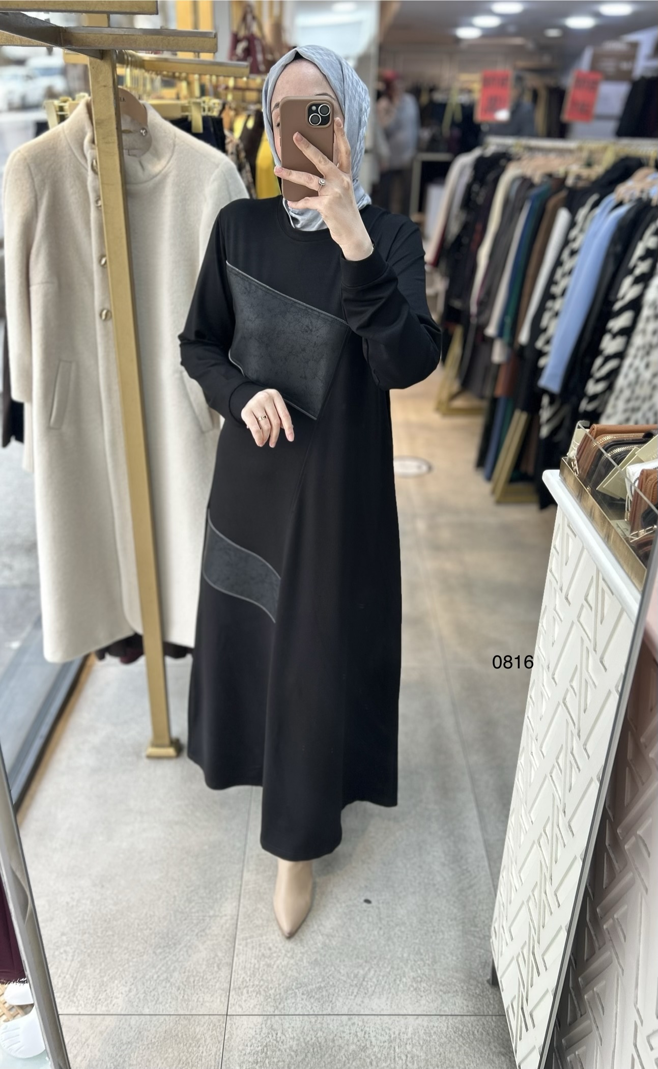 0816 Deri Detay Görünümlü Elbise