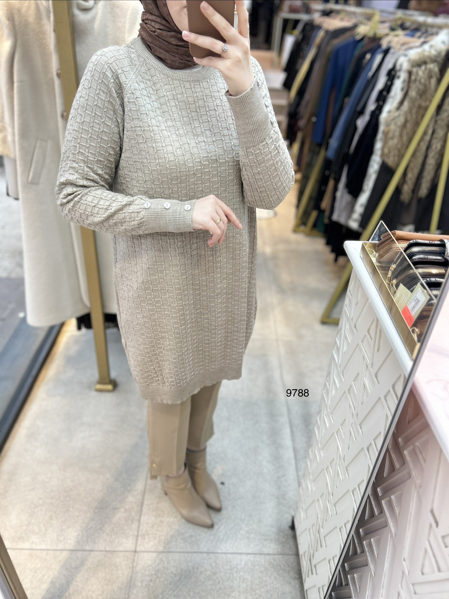 9788 Kolu Düğmeli Triko Tunik - Görsel 6