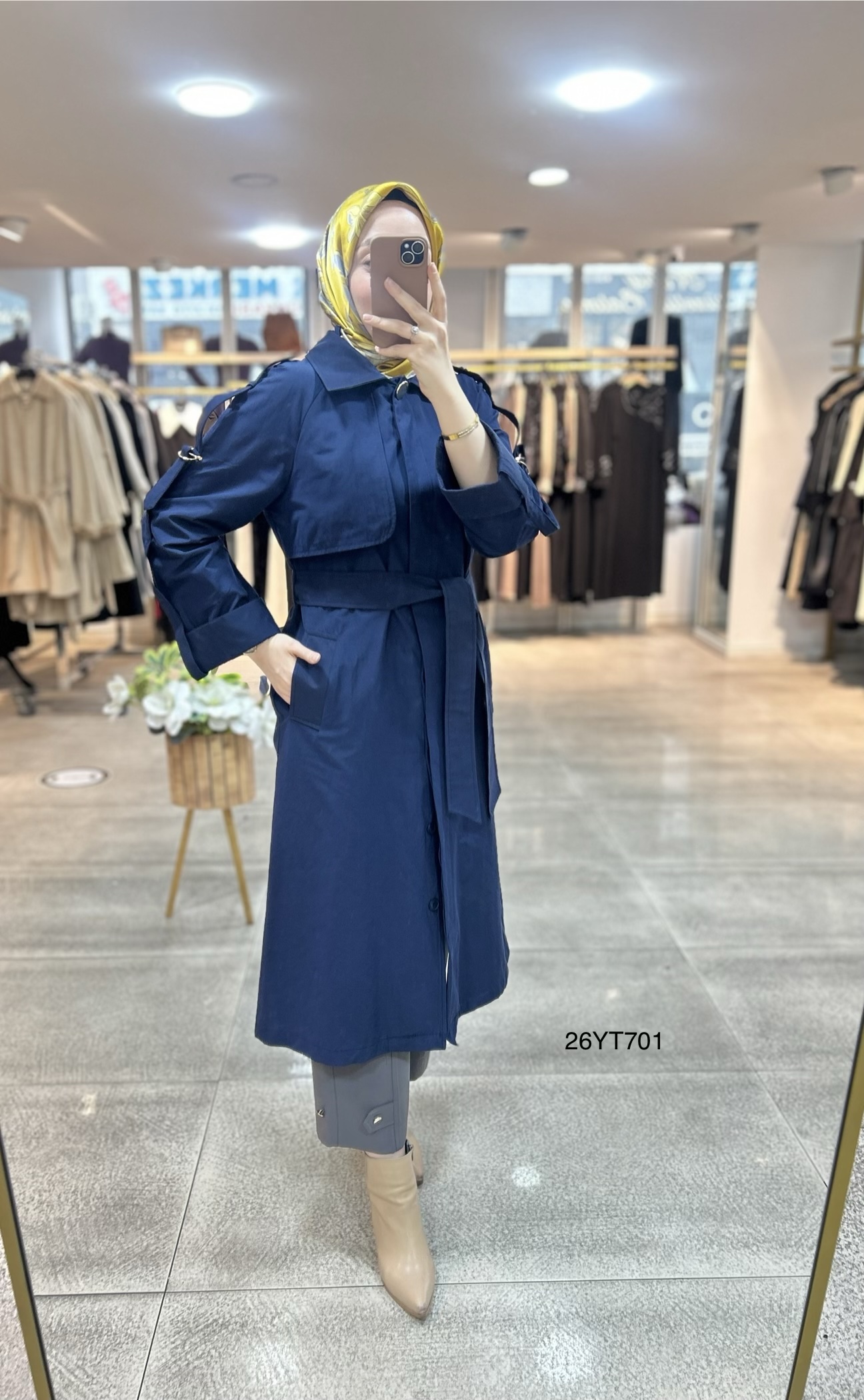 26YT701 Kemerli Düğmeli Trençkot