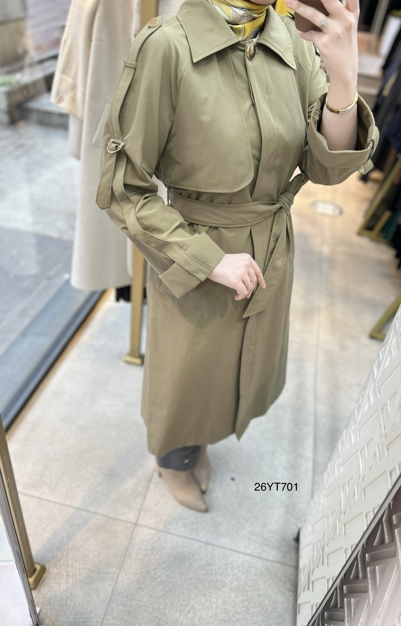 26YT701 Kemerli Düğmeli Trençkot