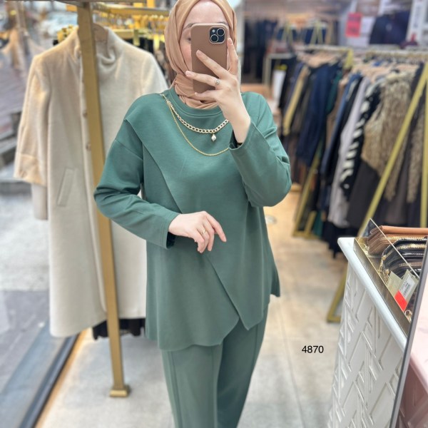 4870 Yakası Kolyeli Asimetrik Kesim Spor Takım - Görsel 13