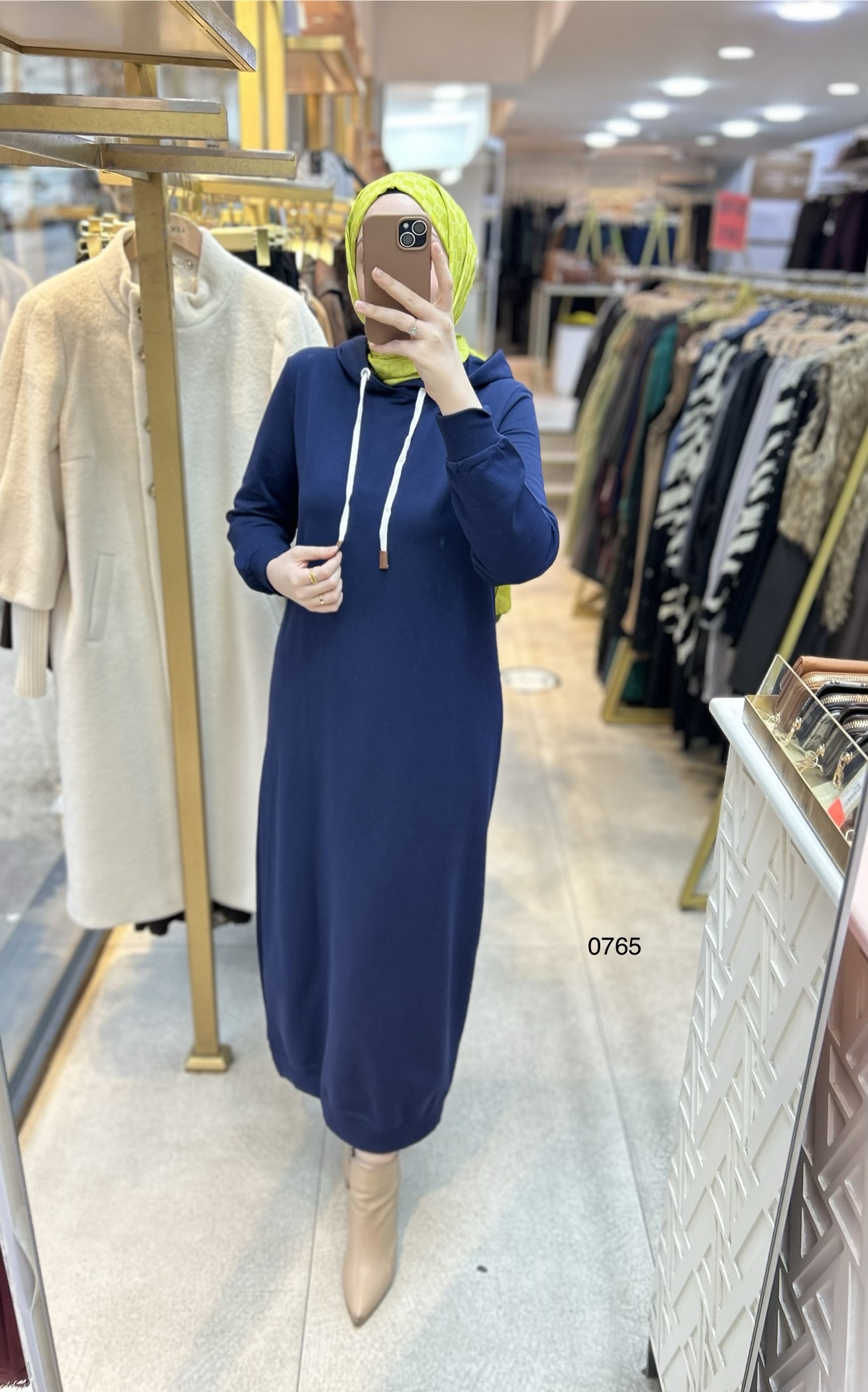 0765 Kapüşonlu Spor Elbise