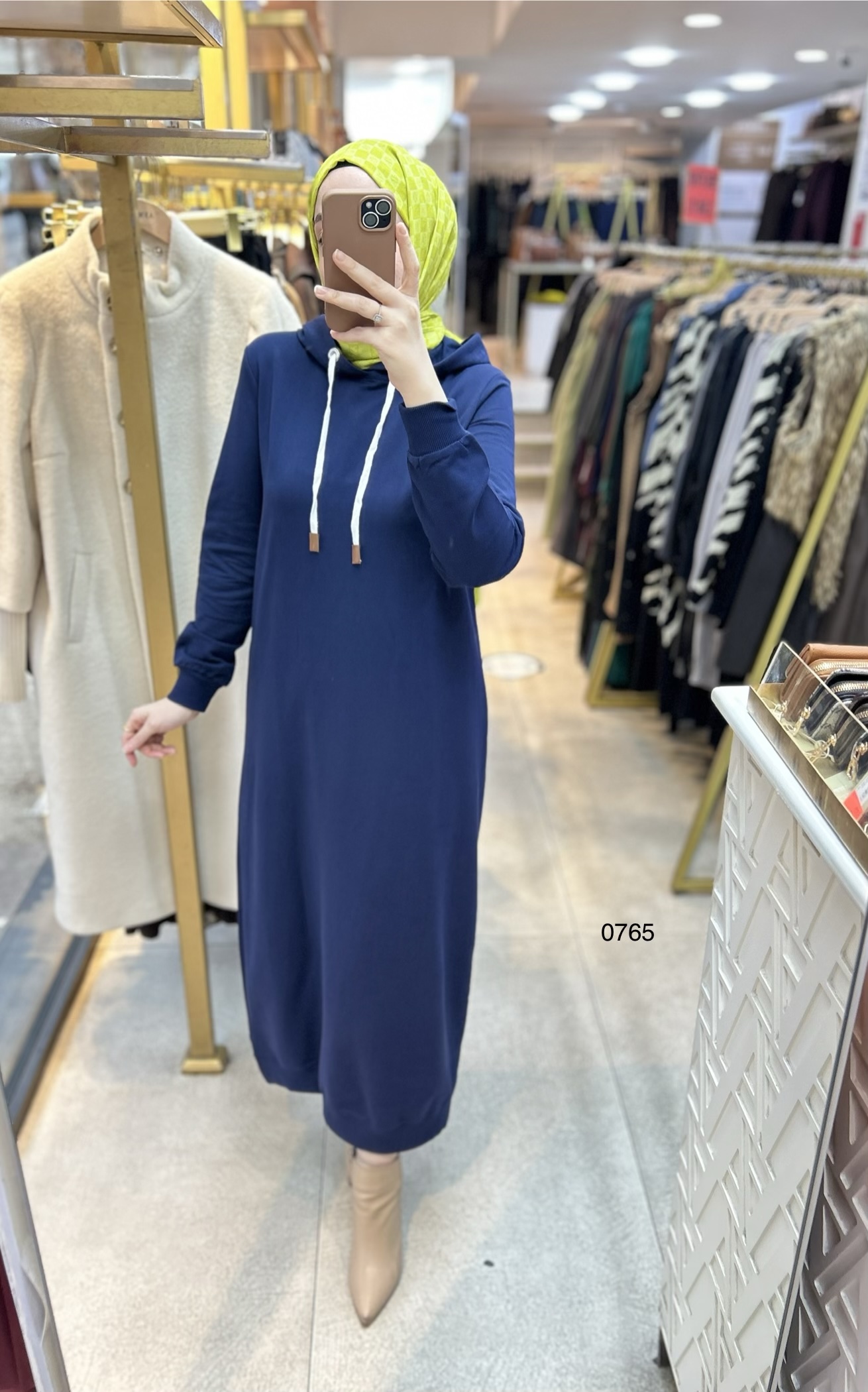 0765 Kapüşonlu Spor Elbise