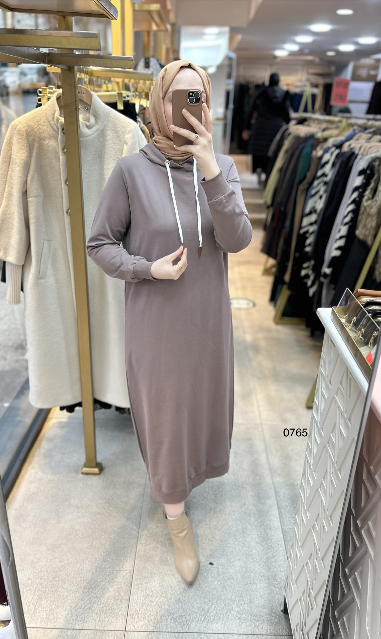 0765 Kapüşonlu Spor Elbise