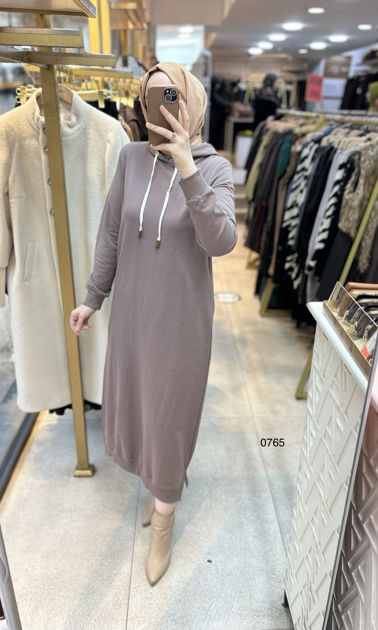 0765 Kapüşonlu Spor Elbise