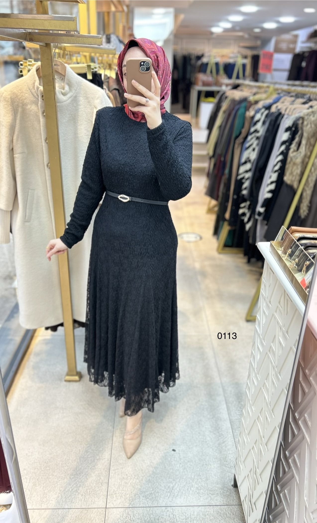 0113 Güpürlü Elbise