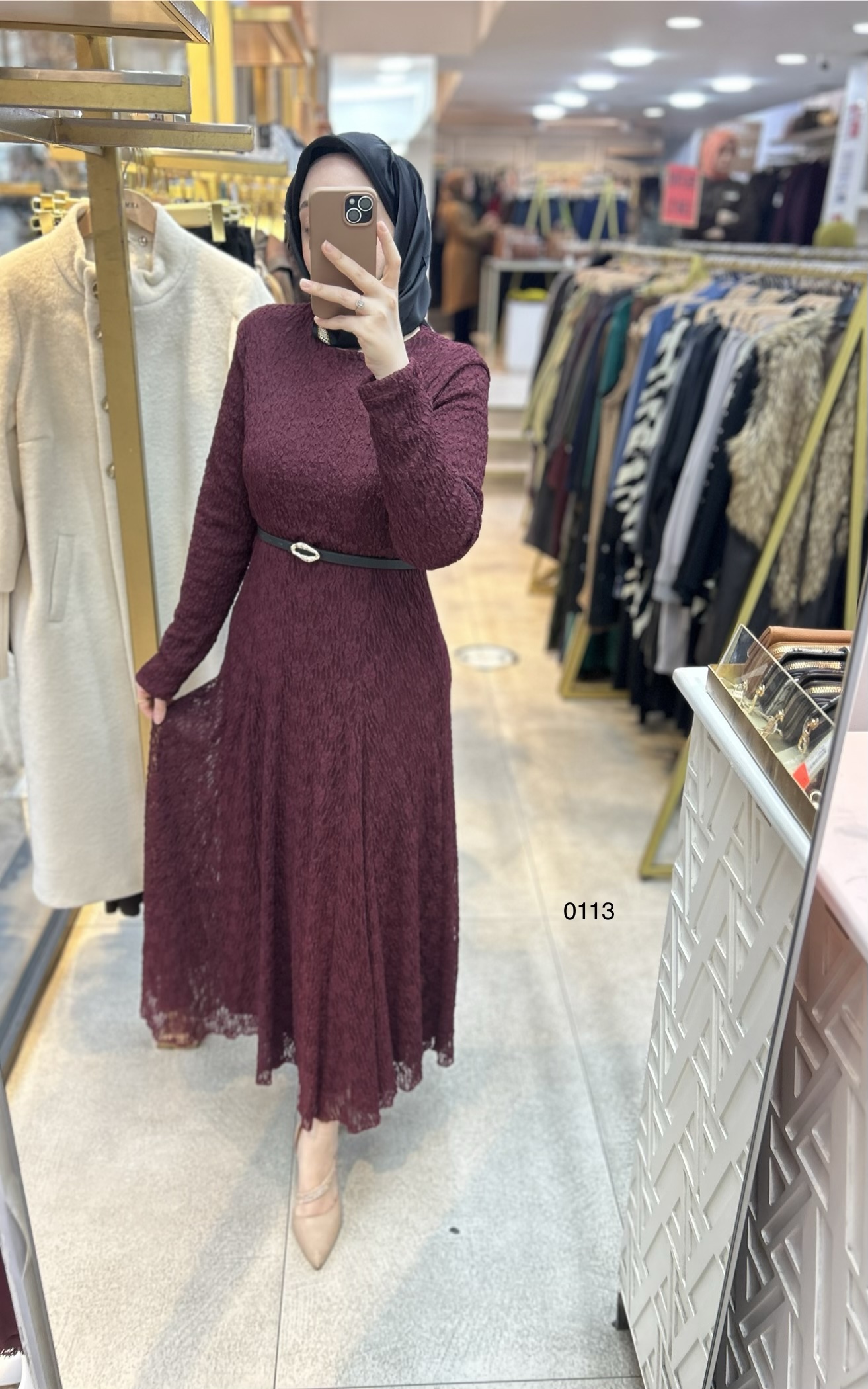 0113 Güpürlü Elbise