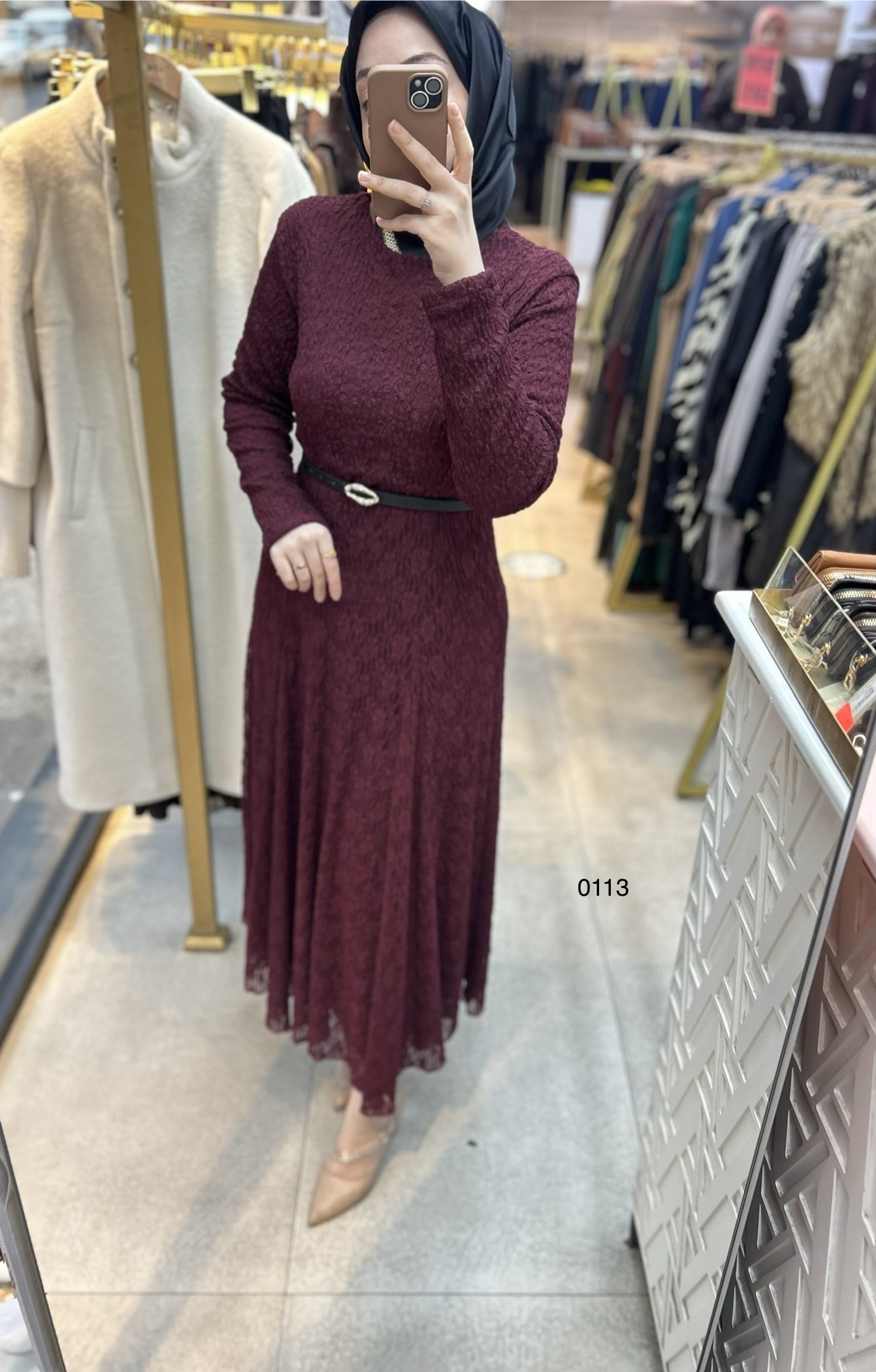 0113 Güpürlü Elbise