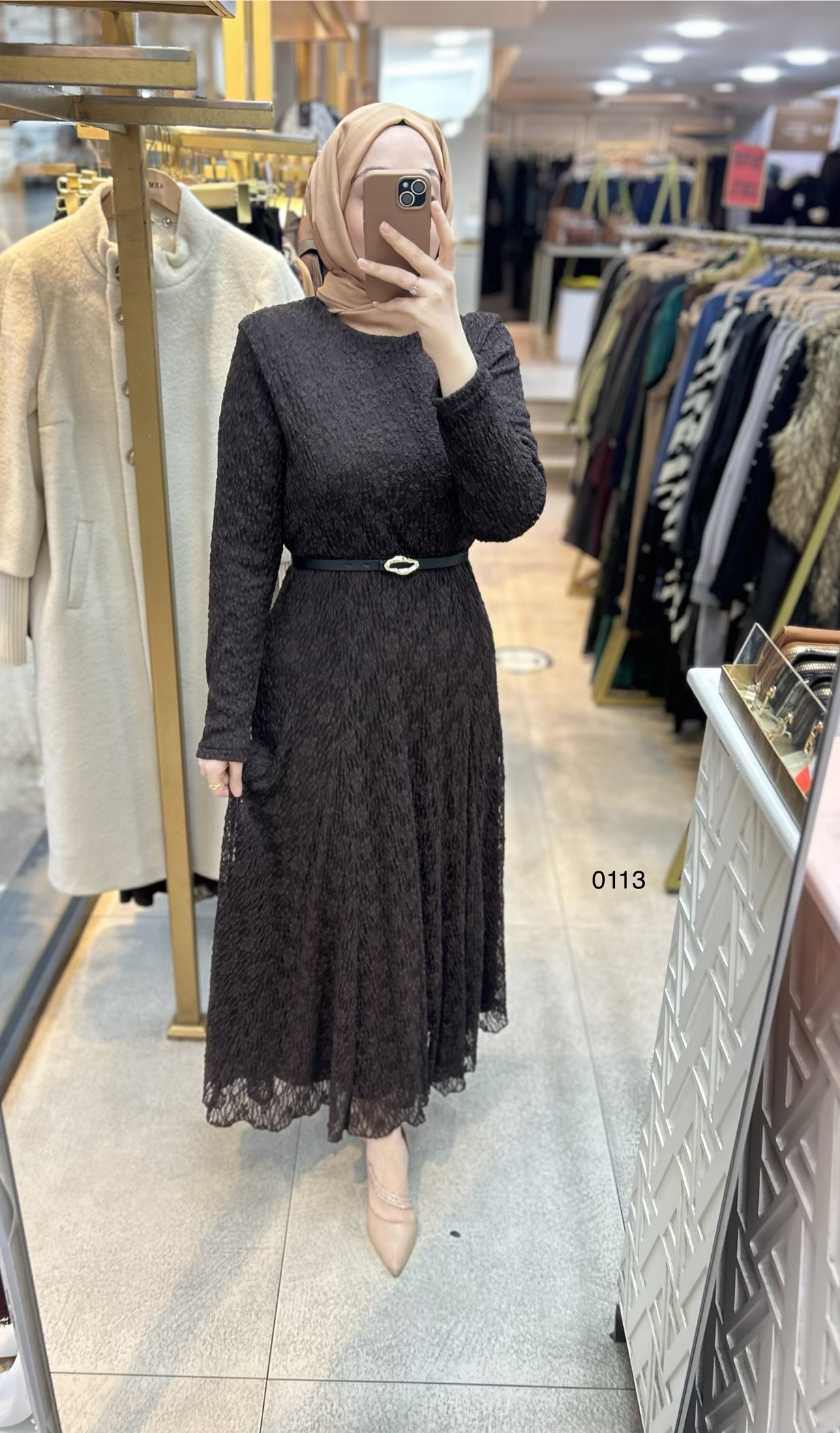 0113 Güpürlü Elbise