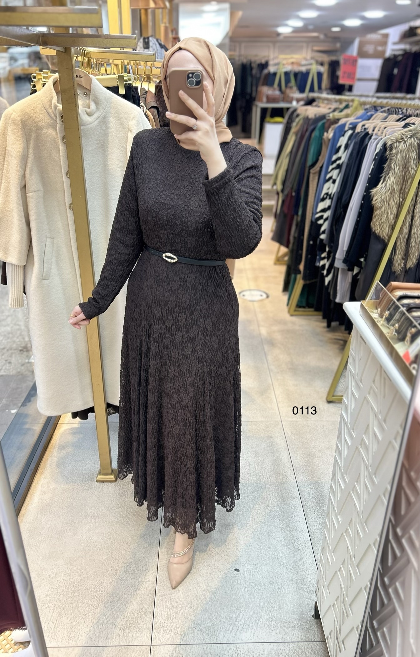 0113 Güpürlü Elbise