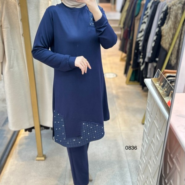 0836 Kapitone ve Taş Detaylı Takım - Görsel 10