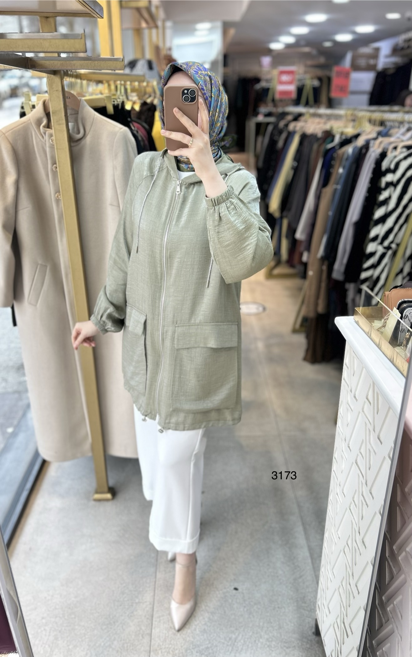 3173 Cepli Fermuarlı Kap