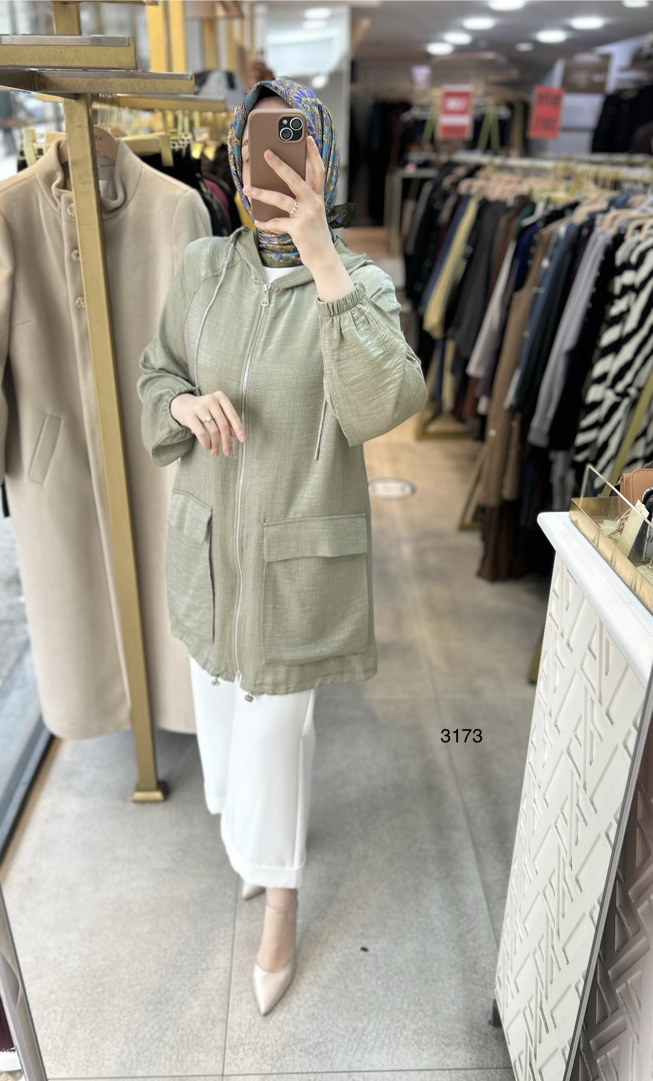 3173 Cepli Fermuarlı Kap