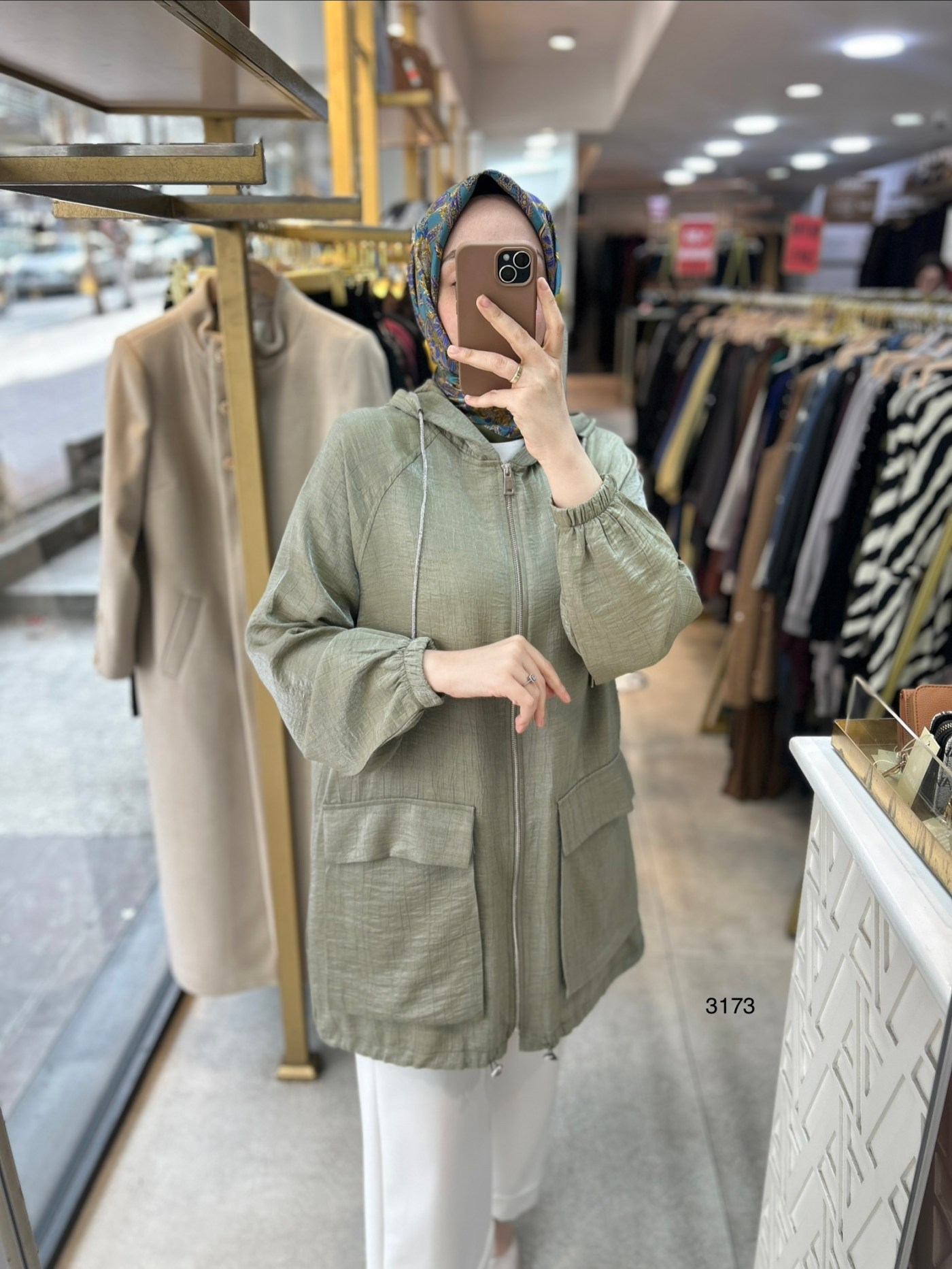 3173 Cepli Fermuarlı Kap