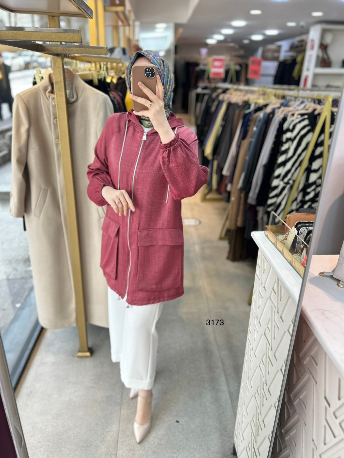 3173 Cepli Fermuarlı Kap