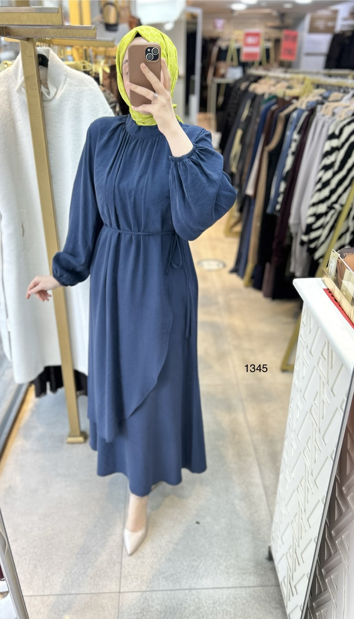 1345 Asimetrik Kesim Elbise