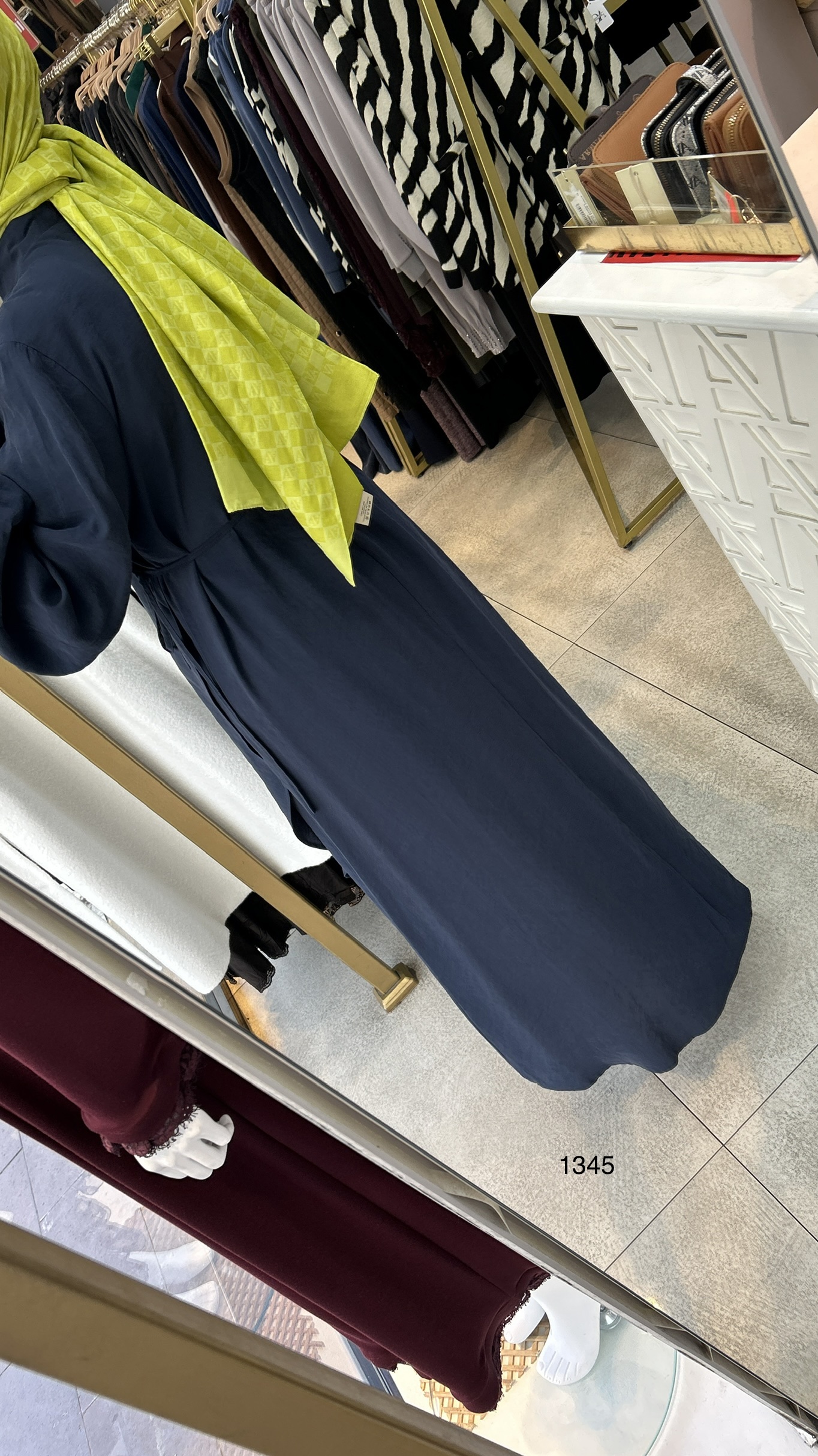 1345 Asimetrik Kesim Elbise