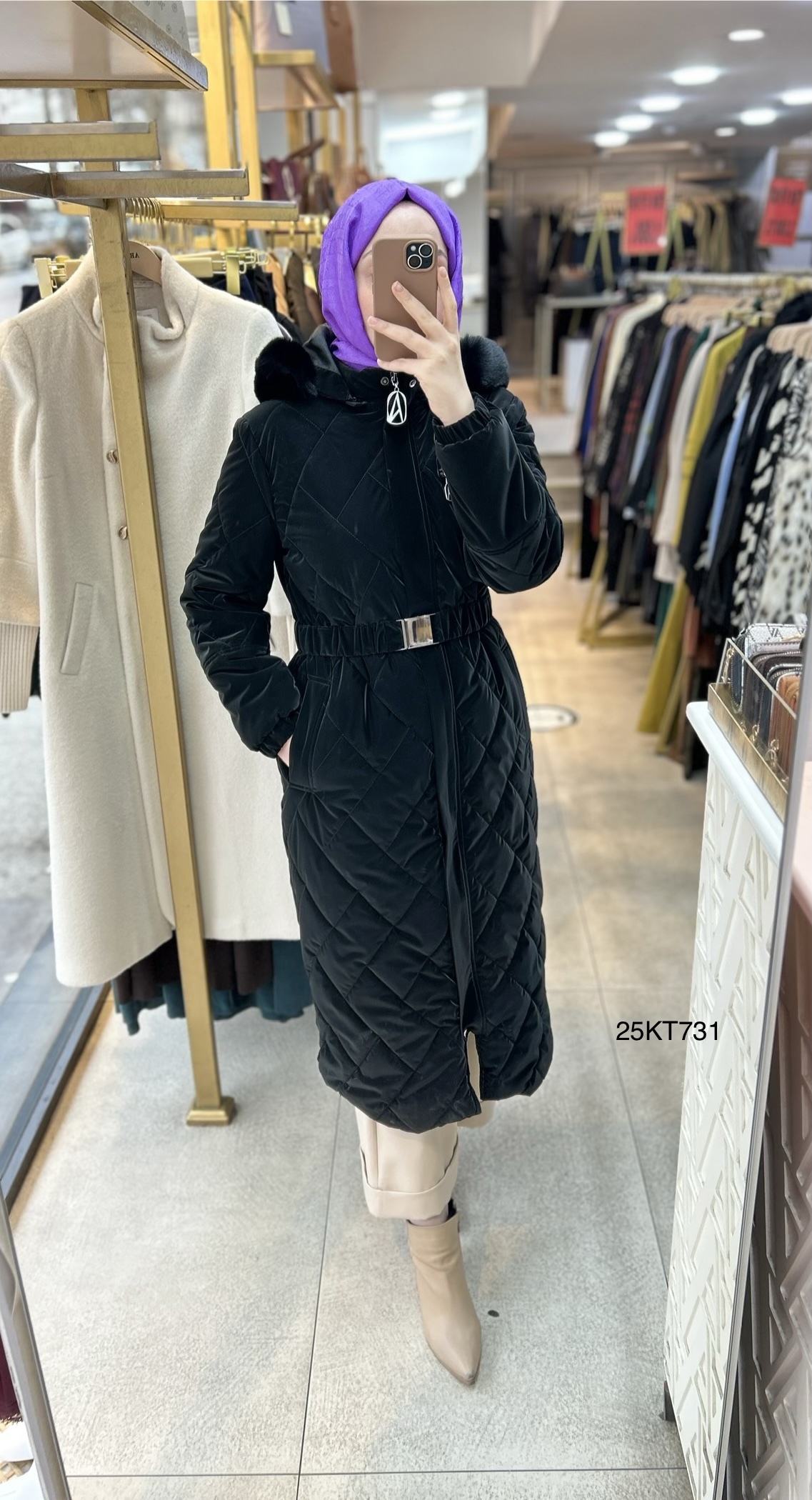 25KT731 Çıkarılabilir Kapüşonlu Kolları Lastikli Fermuar Detaylı Kemerli Kapitone Mont