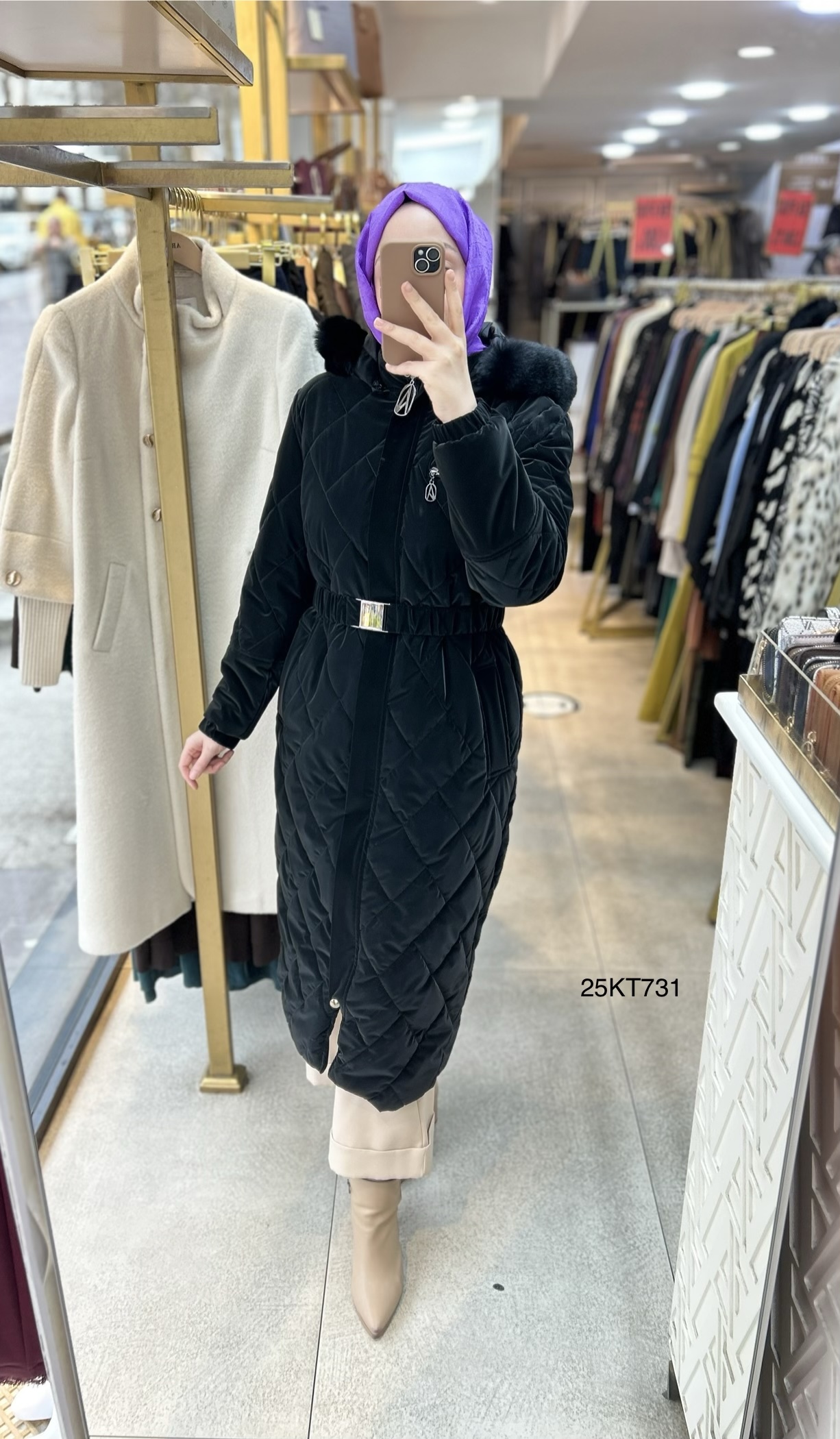 25KT731 Çıkarılabilir Kapüşonlu Kolları Lastikli Fermuar Detaylı Kemerli Kapitone Mont