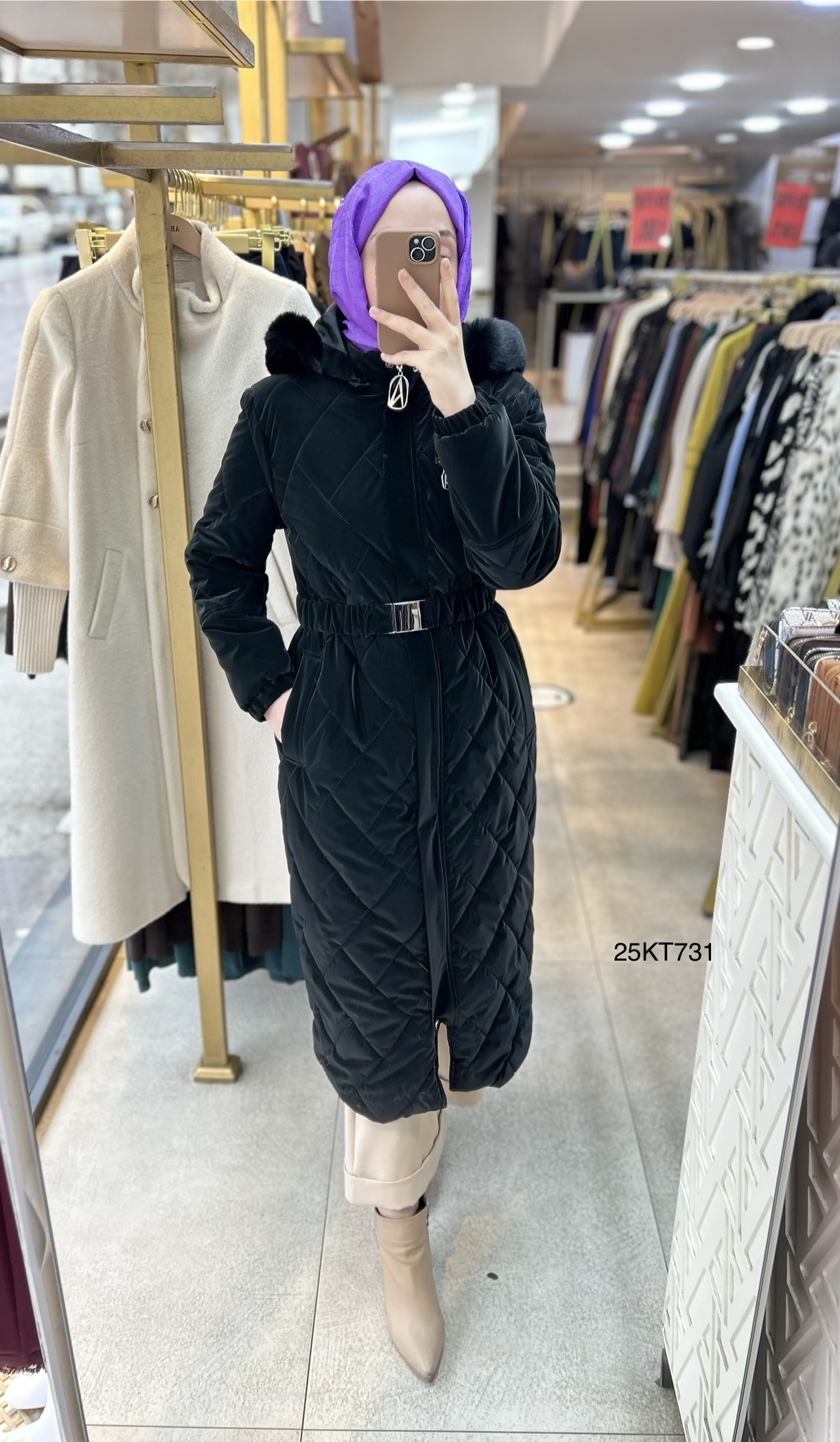 25KT731 Çıkarılabilir Kapüşonlu Kolları Lastikli Fermuar Detaylı Kemerli Kapitone Mont