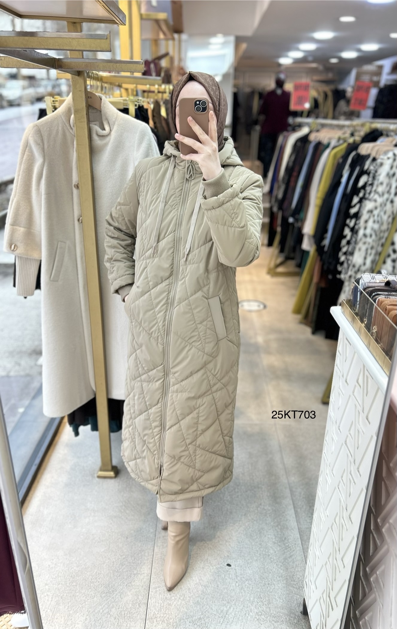 25KT703 Boydan Fermuarlı Cepli Kapüşonlu Kapitone Mont