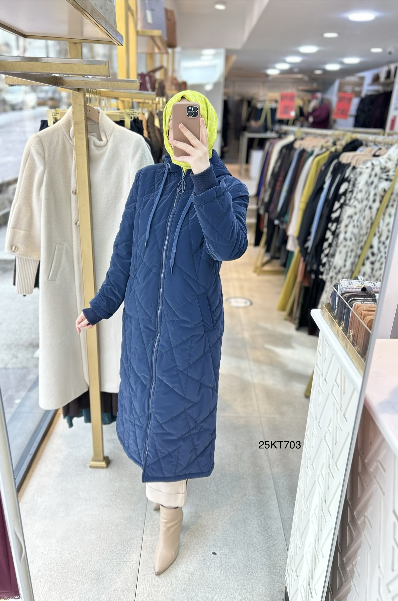 25KT703 Boydan Fermuarlı Cepli Kapüşonlu Kapitone Mont