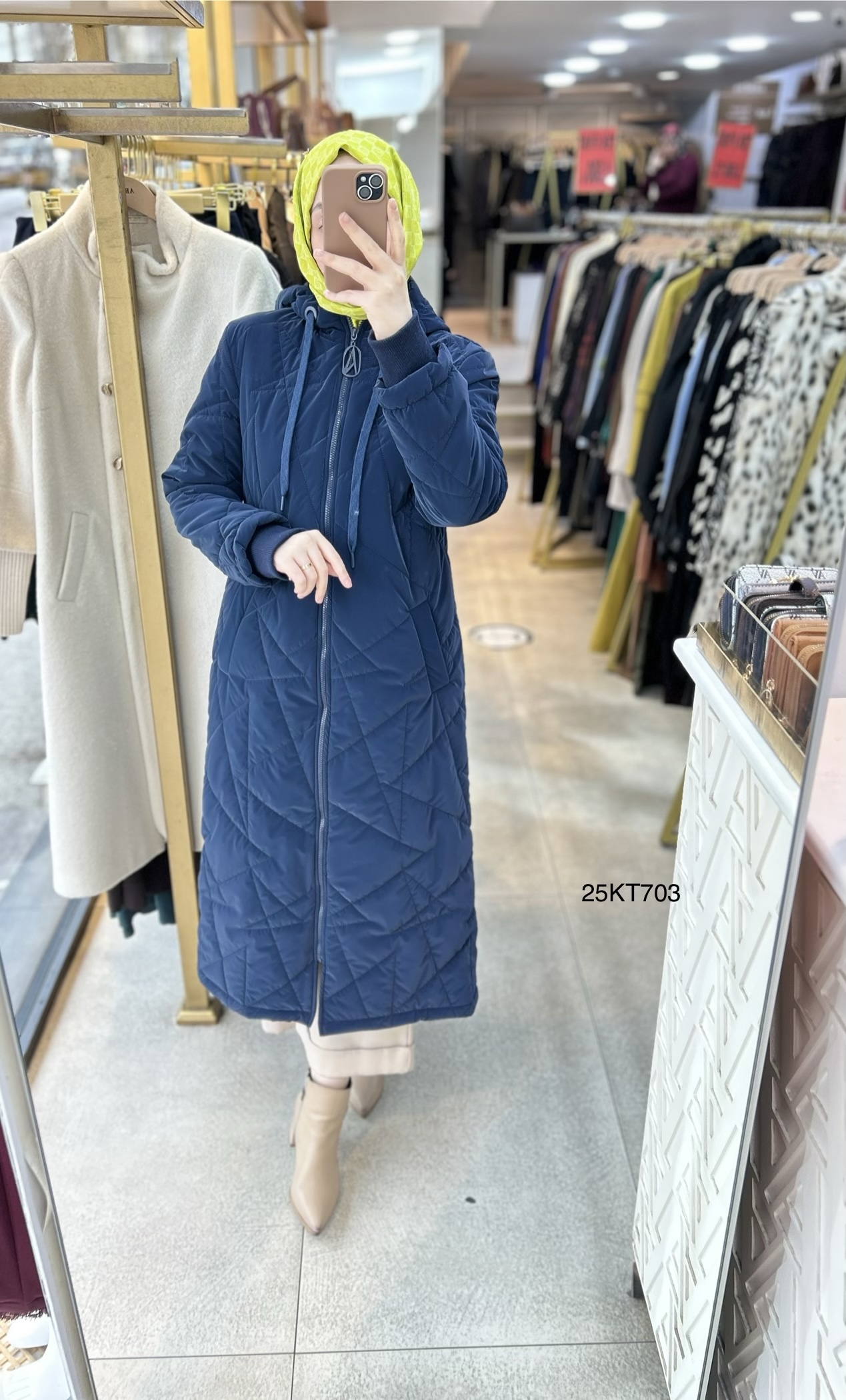 25KT703 Boydan Fermuarlı Cepli Kapüşonlu Kapitone Mont