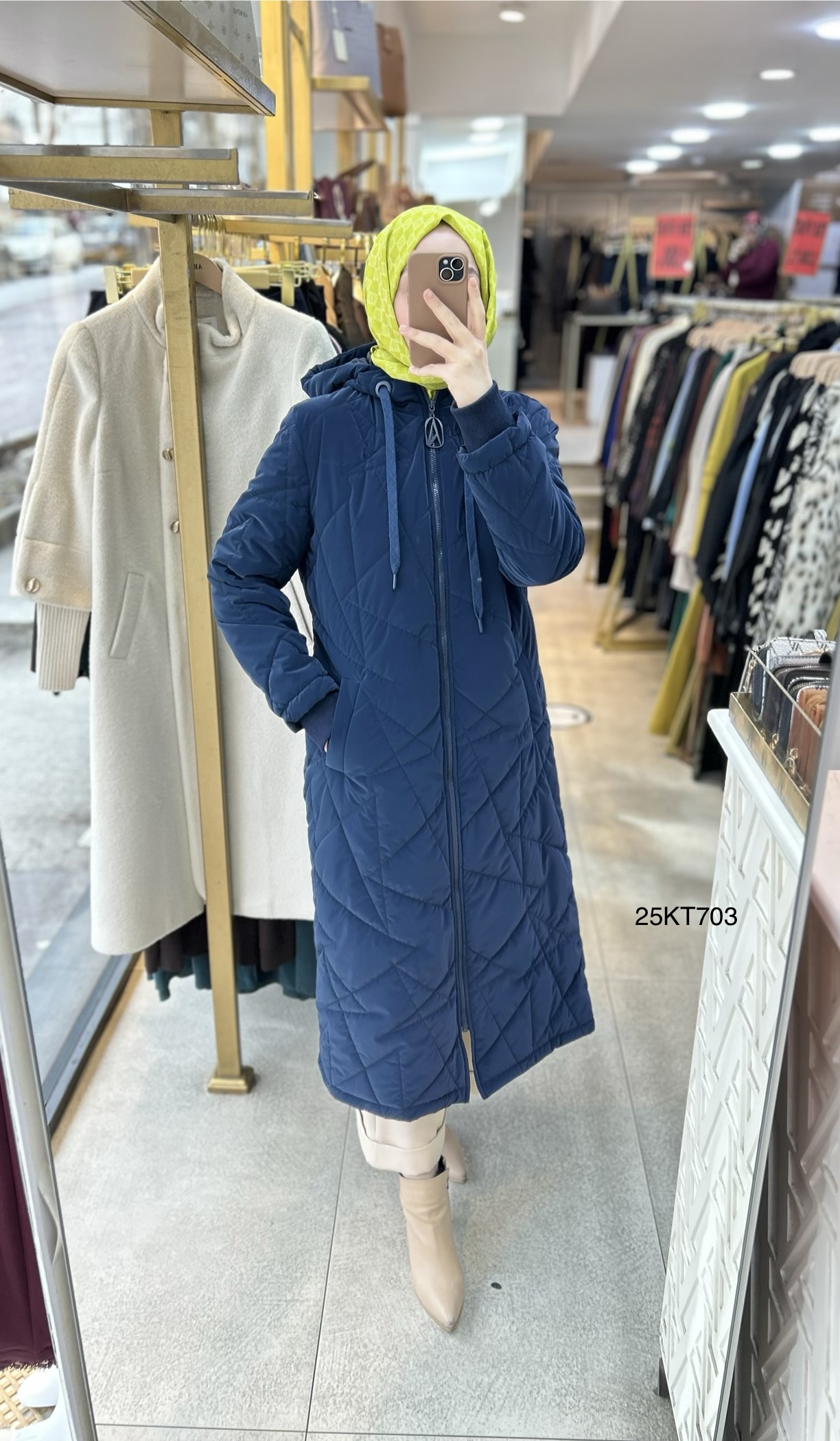 25KT703 Boydan Fermuarlı Cepli Kapüşonlu Kapitone Mont